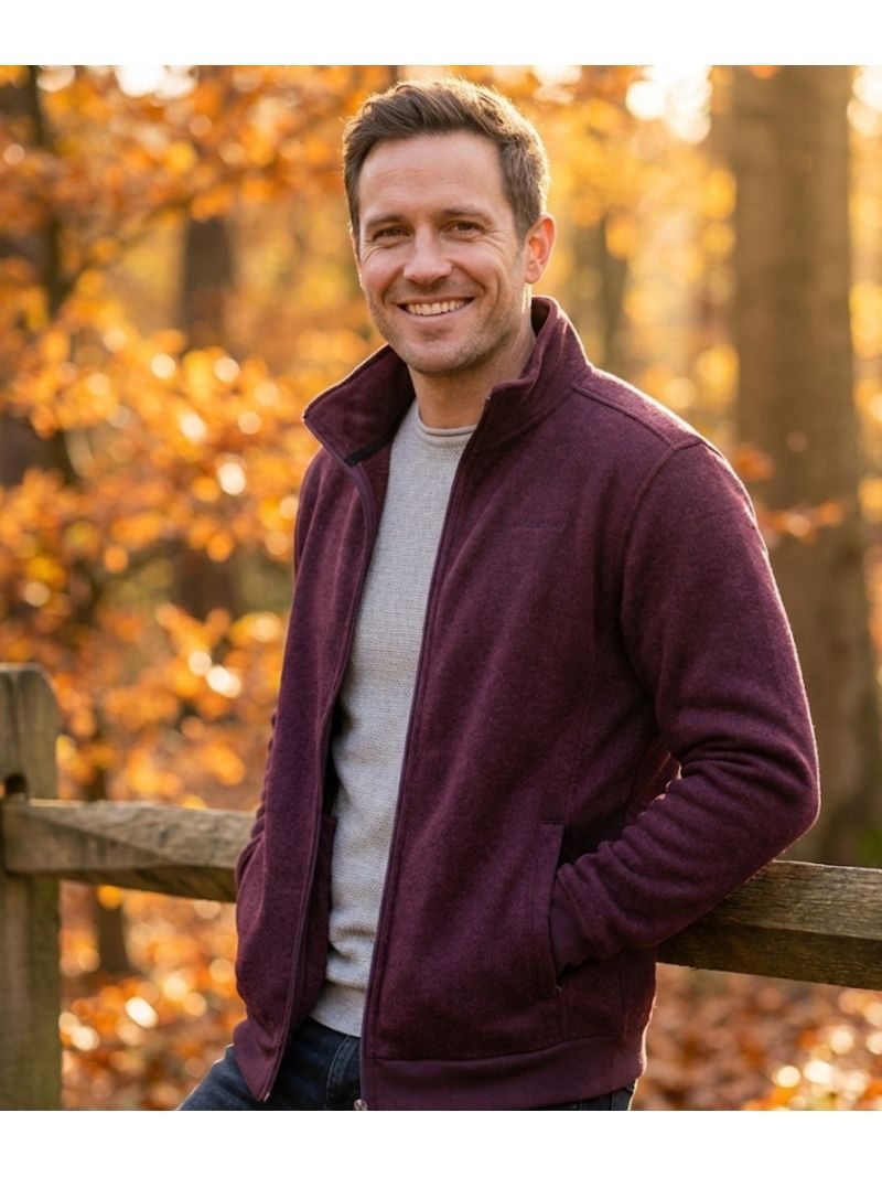 Cardigan Zippé Homme en Polaire Tricot Bordeaux – Col Montant & Coudières Suédine