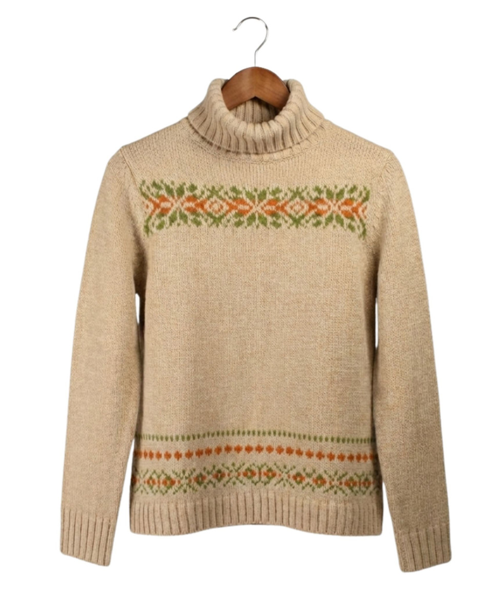 Pull épais laine camel UF368C – Col montant & motif fantaisie