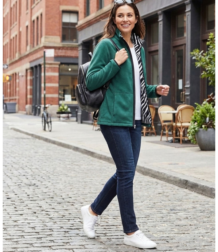 Veste polaire verte femme – Chaleur, douceur, poches pratiques