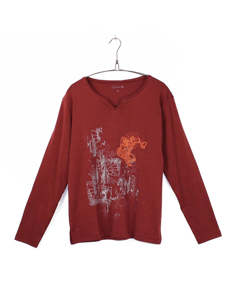AXONE CHALON2B - Tee-shirt bordeaux col V imprimé et bas fendu