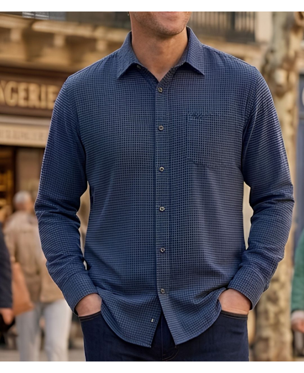 Chemise manches longues homme CHALLENGER modèle TIBAULT1 en flanelle de coton bleu et noir.