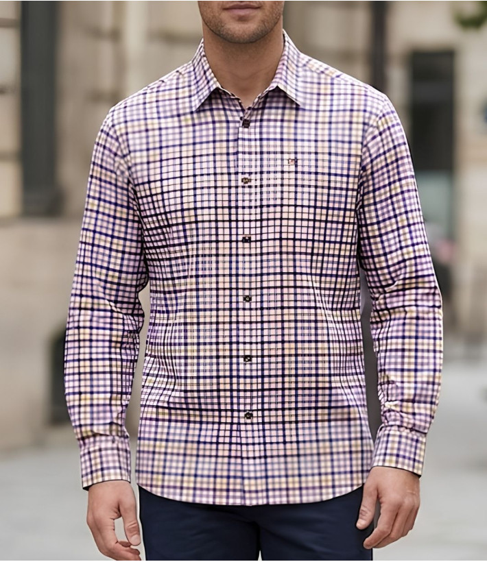 Chemise à manches longues CHALLENGER modèle TINTIN1 à carreaux bordeaux et marine en flanelle de coton.