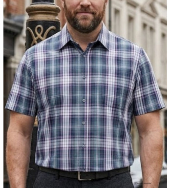 Chemise manches courtes K-DRAN modèle TABACGT3P coloris violet prune avec poche poitrine.