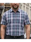 Chemise manches courtes K-DRAN modèle TABACGT3P coloris violet prune avec poche poitrine.