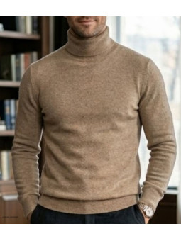 Pull homme à col roulé Mayflower RH037S en maille beige sable, composition coton et acrylique.