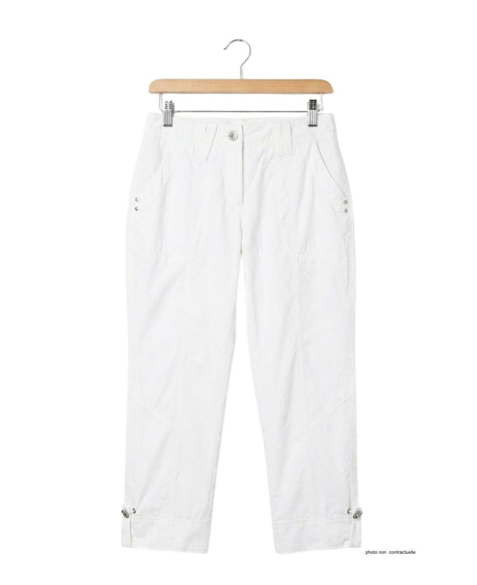 AXONE SE1032 : Pantacourt Blanc Chic à Surpiqûres