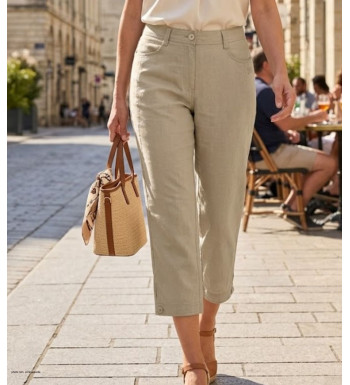 Pantalon femme MAYFLOWER modèle MANTA1 coloris beige en 100% lin avec poches devant et arrière.