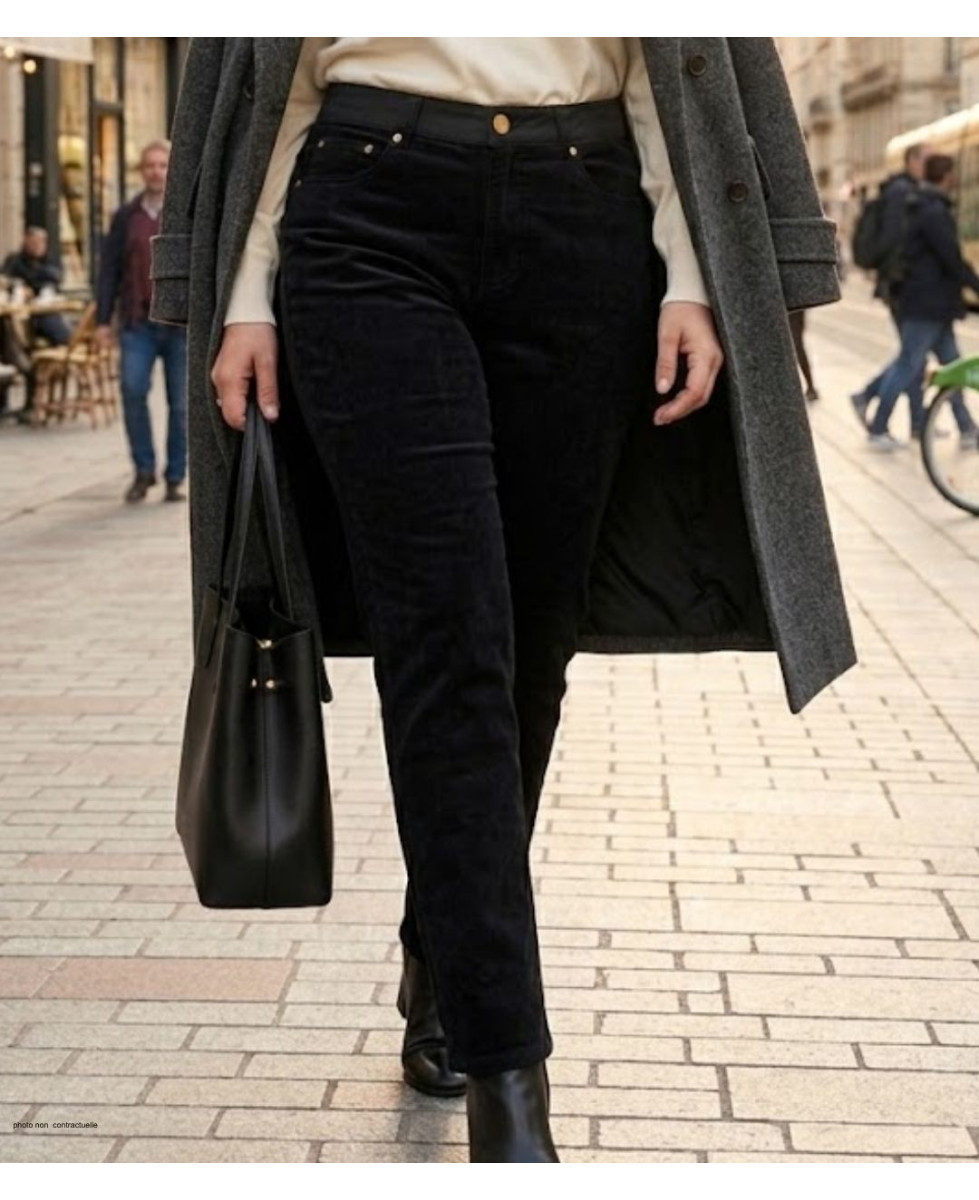 Pantalon femme en velours noir extensible avec taille élastiquée confort modèle DORURE1N MAYFLOWER.