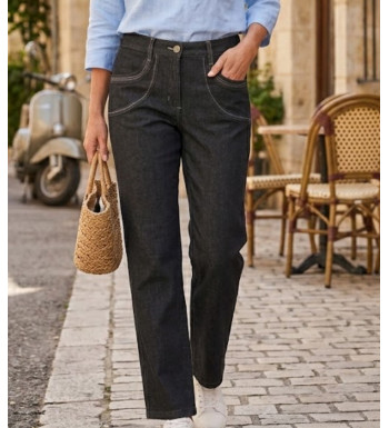 Pantalon extensible pour femme MAYFLOWER modèle SE1111J coloris bleu denim avec surpiqûres.