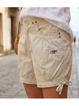 Short en coton sable pour un confort estival absolu