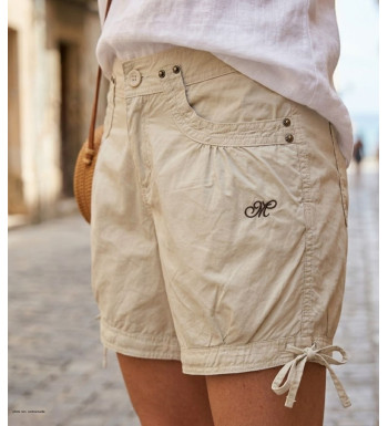 Short en coton sable pour un confort estival absolu