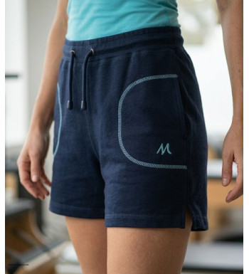 Short de sport en molleton pour femme de marque MAYFLOWER modèle SE9039M coloris bleu marine porté de face