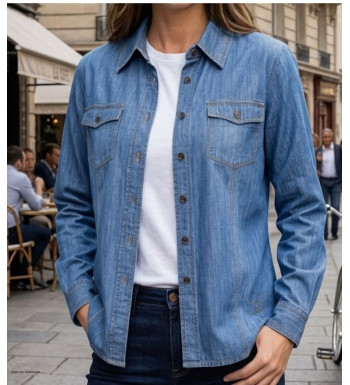 Chemisier en jean pour femme de la marque MAYFLOWER modèle LERIDA1 de couleur bleu denim en coton fluide.