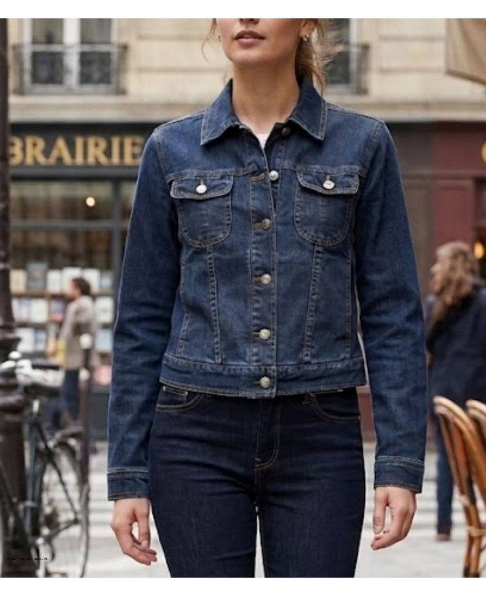 Blouson en jean léger pour femme de la marque MAYFLOWER modèle PF360 de couleur bleu stone washed en denim stretch.