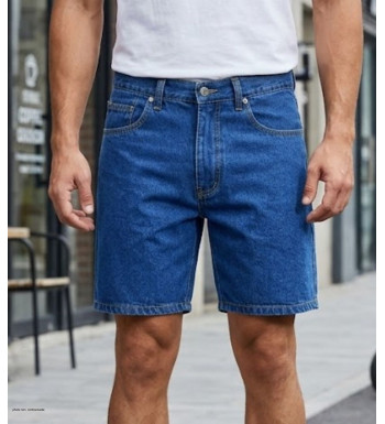 Short en jean pour homme de la marque Challenger modèle R313 de couleur bleu stone avec ses poches apparentes.