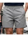 Short pour homme de la marque CHALLENGER modèle BANJO2 de couleur grise en toile de coton twill avec taille semi-élastiquée.