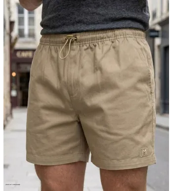 Short à 3 poches pour homme de la marque CHALLENGER modèle 710095U001 de couleur beige.