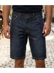 Bermuda en jean extensible pour homme de la marque CHALLENGER modèle IBIS1 coloris bleu effet used de face.