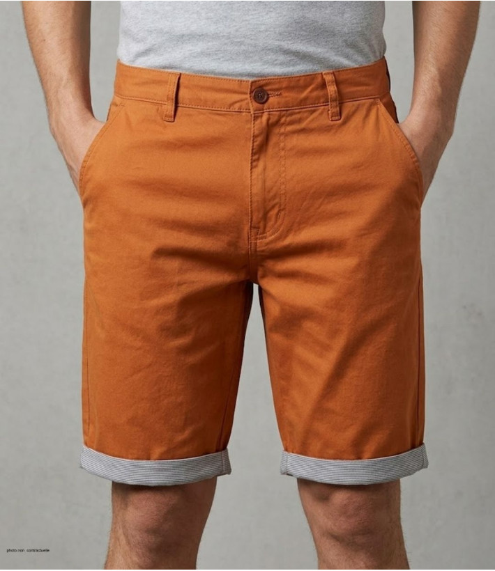 Bermuda uni en coton pour homme de la marque CHALLENGER modèle IBIZA2 coloris orange de face avec finitions revers contrastés.