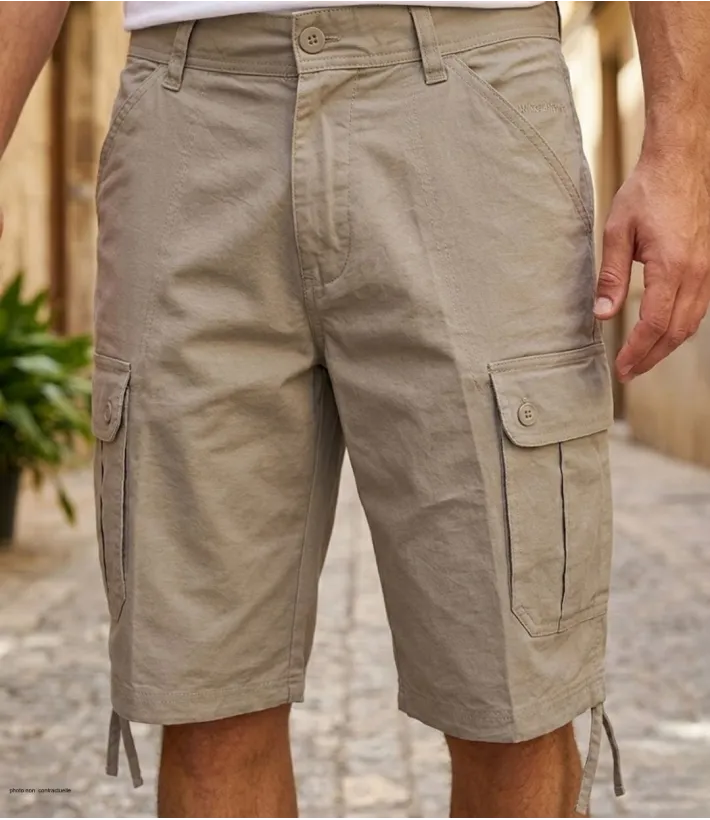 Bermuda cargo uni pour homme de couleur beige en coton et lin de la marque WINCHESTER modèle INVICTUS1.