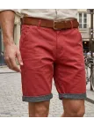 Bermuda uni pour homme de marque CHALLENGER modèle L2102A coloris rouge en coton twill avec poches et revers en chambray.