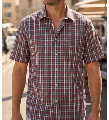 Chemise à carreaux manches courtes pour homme coloris gris et corail CHALLENGER modèle B3103A avec poche poitrine plaquée.