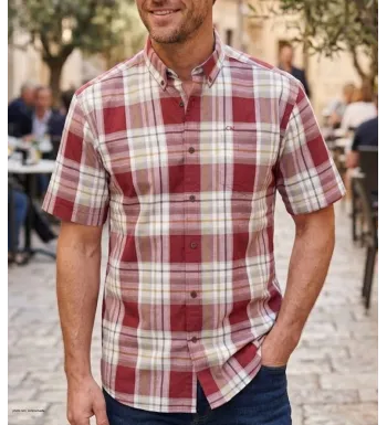 Chemise à carreaux manches courtes pour homme en pur coton rouge et kaki CHALLENGER modèle B3123A avec poche poitrine.
