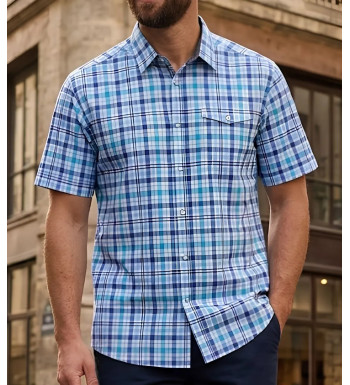 Chemise manches courtes pour homme bleu en pur coton CHALLENGER modèle CH4006 avec poche poitrine à rabat.