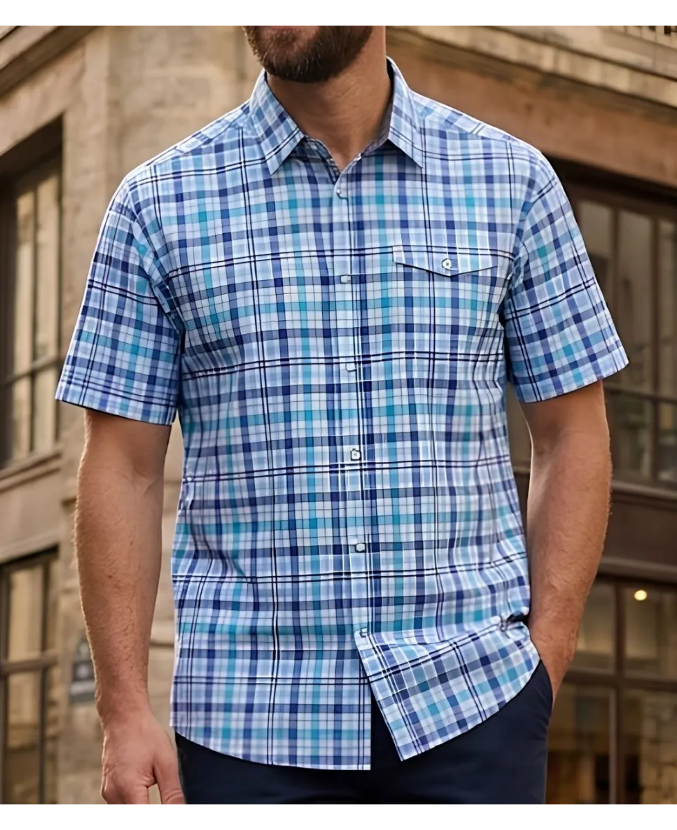 Chemise manches courtes pour homme bleu en pur coton CHALLENGER modèle CH4006 avec poche poitrine à rabat.