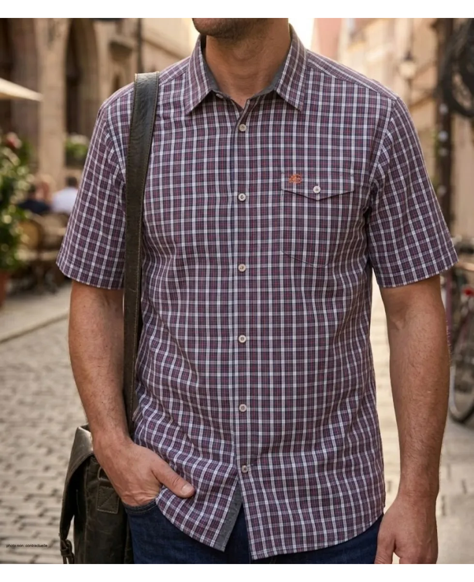 Chemise manches courtes pour homme orange en pur coton de la marque CHALLENGER modèle CH4007 avec poche poitrine à rabat.