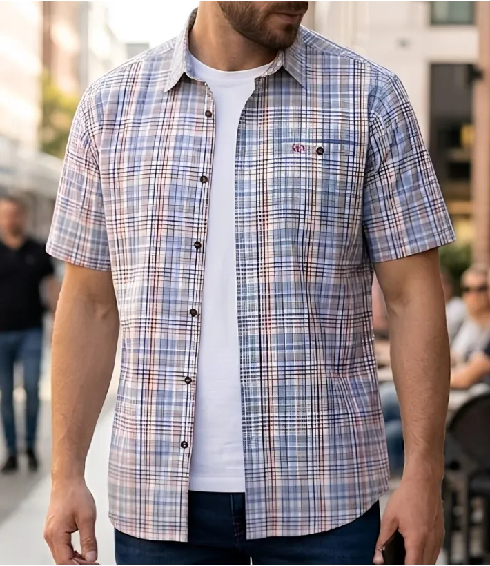 Chemise manches courtes pour homme orange et bleu CHALLENGER modèle CH4010 avec poche poitrine boutonnée.