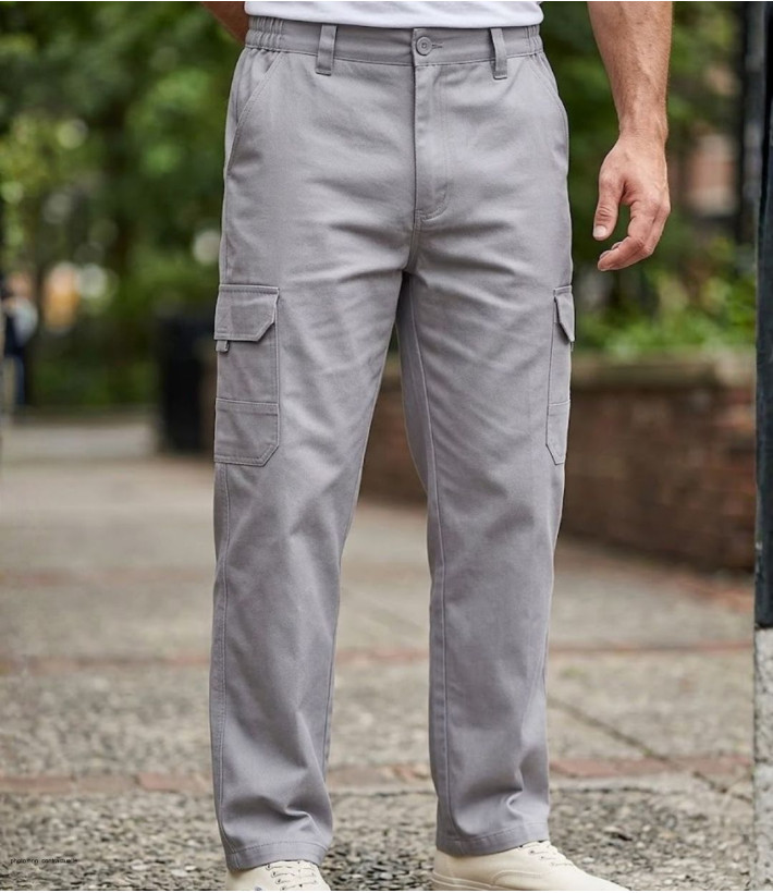 Pantalon cargo multipoches gris pour homme de la marque CHALLENGER modèle VALLON2 avec taille élastiquée.