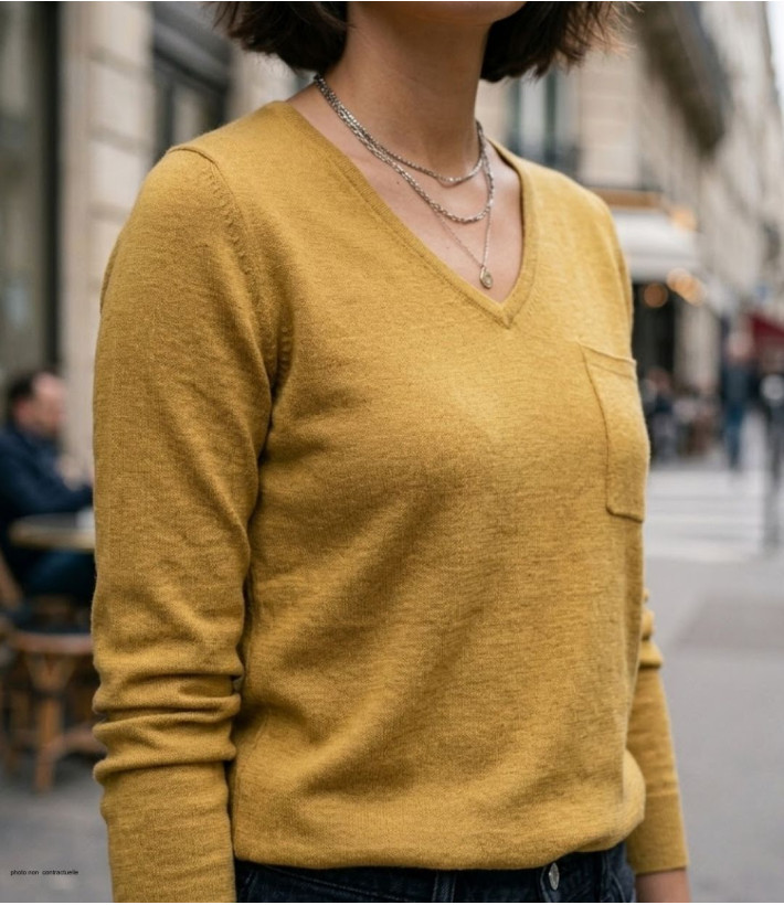 Pull moutarde femme CABARET2 – Col V roulotté, maille fine