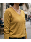 Pull moutarde femme CABARET2 – Col V roulotté, maille fine