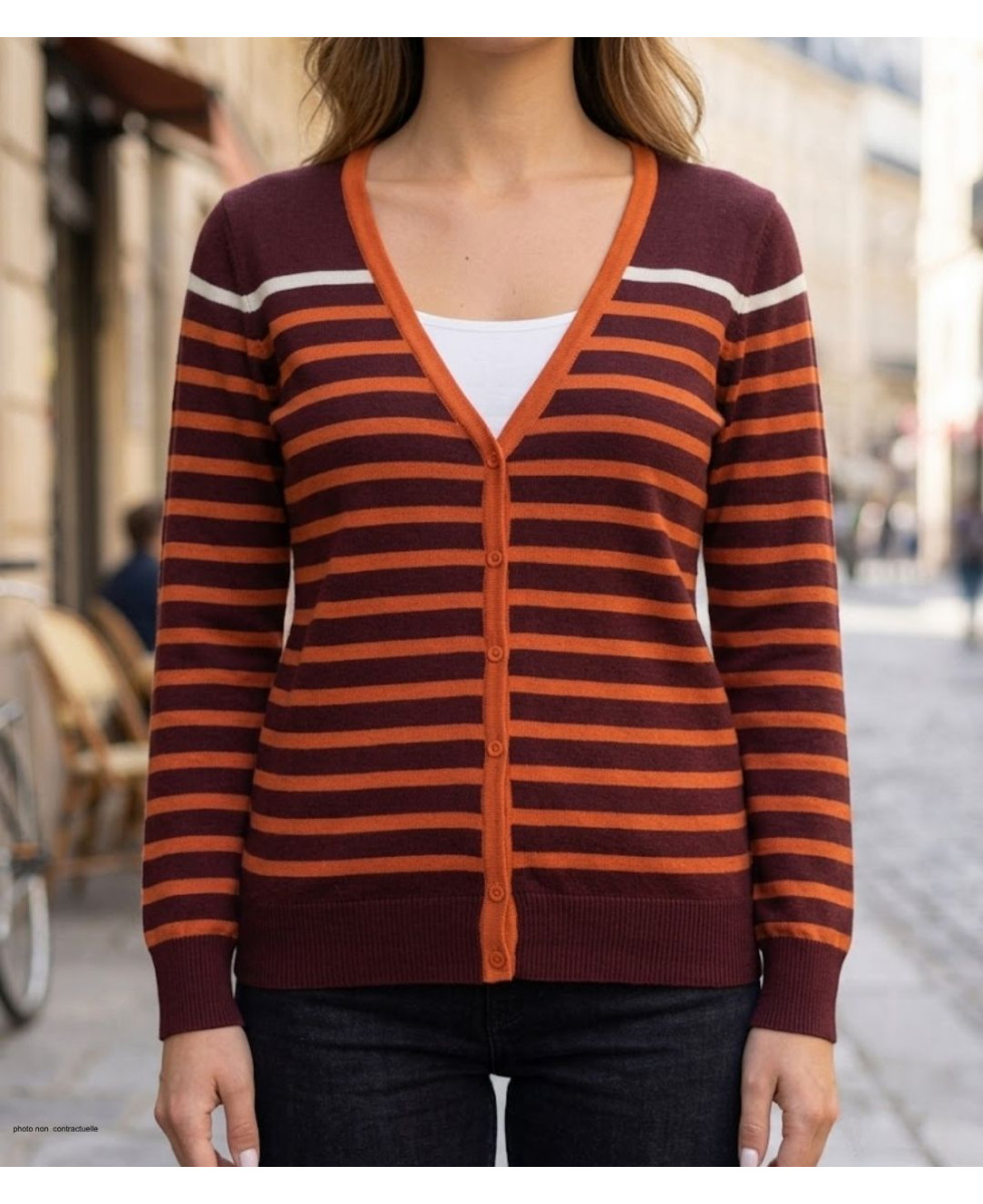 Gilet boutonné en pur coton pour femme MAYFLOWER modèle CALVI1C de coloris marron choco avec col en V.