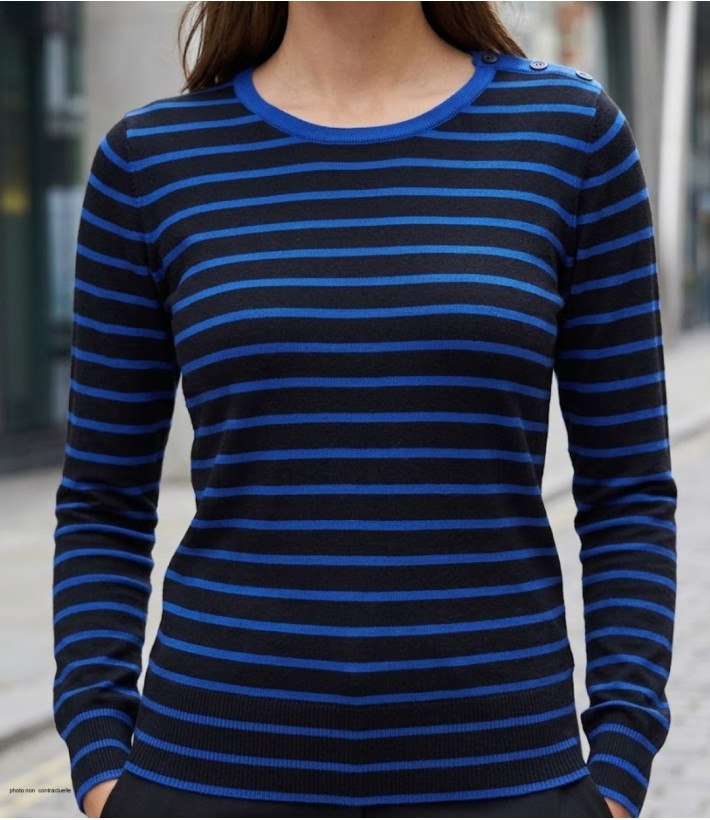 Pull uni de coupe droite en maille fine de coton stretch pour femme MAYFLOWER modèle PRAGUE2 coloris noir.