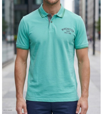 Polo manches courtes pour homme Winchester modèle Ragga3 en maille piquée vert menthe avec col boutonné et liserets contrastés.