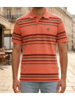 Polo manches courtes pour homme Winchester modèle Ready1 en coton à rayures horizontales corail et bordeaux avec col boutonné.