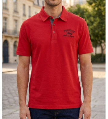 Polo manches courtes pour homme Winchester modèle Return1 en coton jersey de couleur rouge avec col boutonné classique.