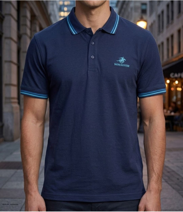 Polo manches courtes pour homme bleu marine de la marque WINCHESTER modèle ROGAN3 avec liserés au col.