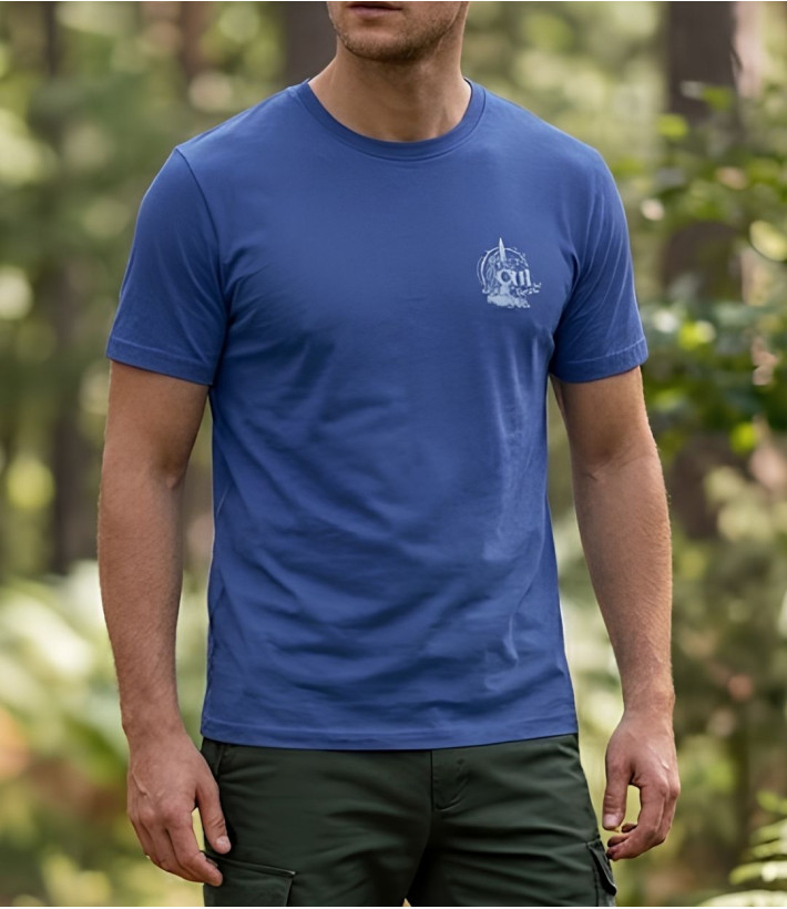 Tee-shirt manches courtes pour homme bleu marine en coton jersey avec petite sérigraphie poitrine modèle A2121B Challenger.