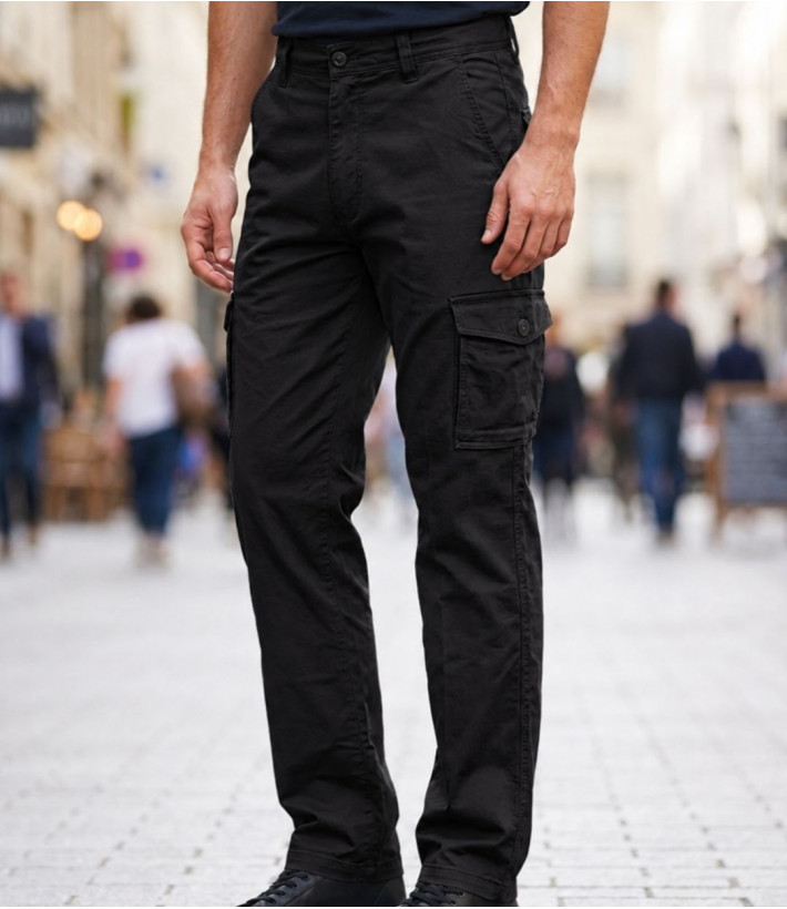 Pantalon cargo homme Challenger KINGSTON3 coloris noir avec poches latérales à soufflet