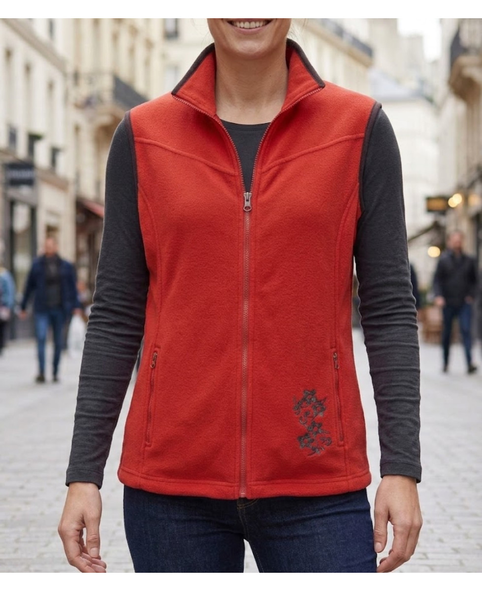 Gilet polaire sans manches MAYFLOWER SH1026 coloris orange avec fermeture zippée et broderie